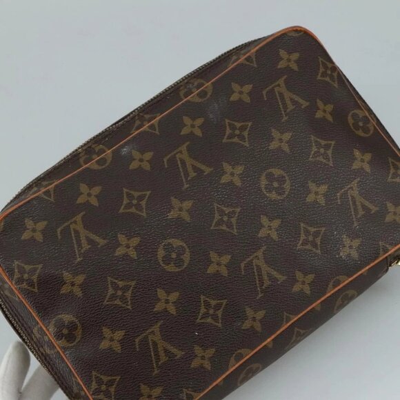 LOUIS VUITTON Monogram Trousse Boite Cosmetic Pouch - Picture 4 of 14